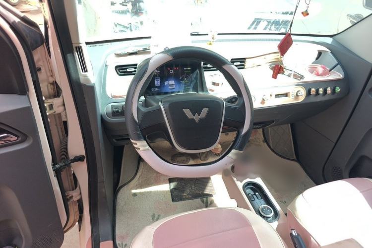 Used Wuling Hongguang MINIEV 2022 Macaron Fashion Edition Lithium-Nickel-Cobalt-Alpha-oxide Steering Wheel