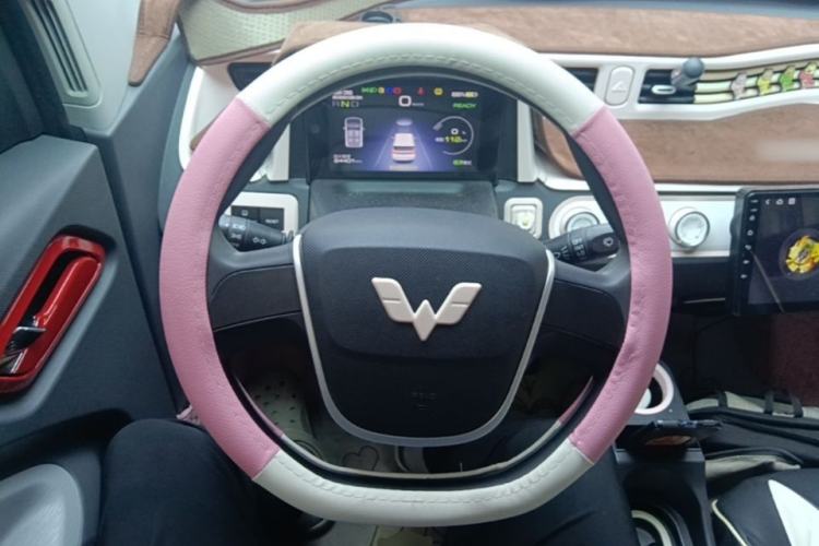 Used Wuling Hongguang MINIEV 2022 Macaron Premium Model – Lithium Iron Phosphate Steering Wheel