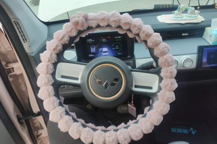 Used Wuling Hongguang MINIEV 2022 GAMEBOY 200km Gaming Edition with Lithium Iron Phosphate Steering Wheel