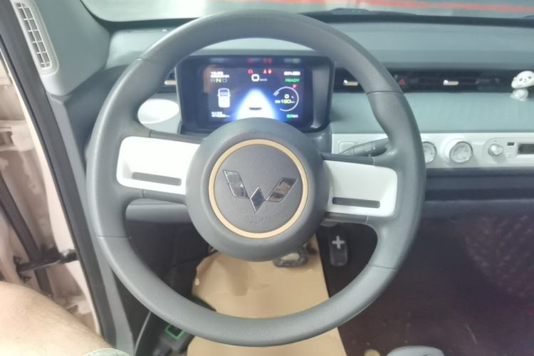 Used Wuling Hongguang MINIEV 2022 GAMEBOY 200km Play Edition with Lithium Iron Phosphate Steering Wheel