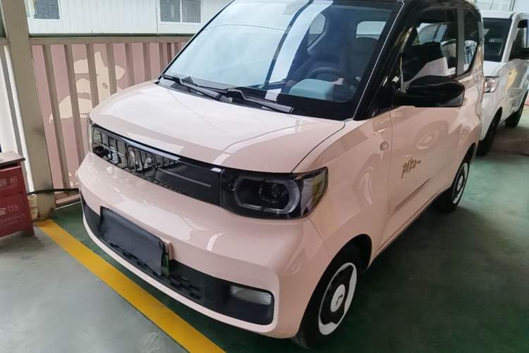 Used Wuling Hongguang MINIEV 2022 Macaron Premium Model – Lithium Ternary Battery Guazi used car, China used car export, Used car for sale, Used cars, Cheapest cars for sale