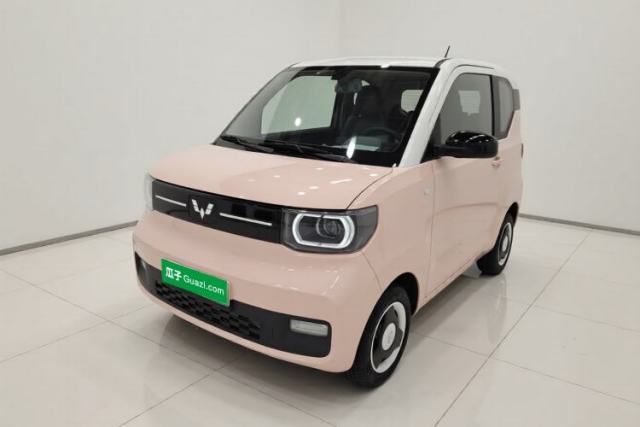 Ojetý Wuling Hongguang MINIEV 2022 Macaron Premium Model – Lithium Iron Phosphate