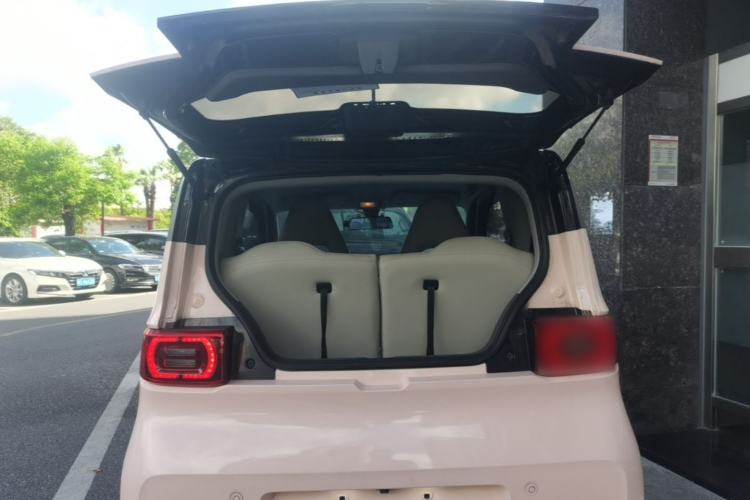 Used Wuling Hongguang MINIEV 2022 Macaron Premium Model – Lithium Iron Phosphate Trunk