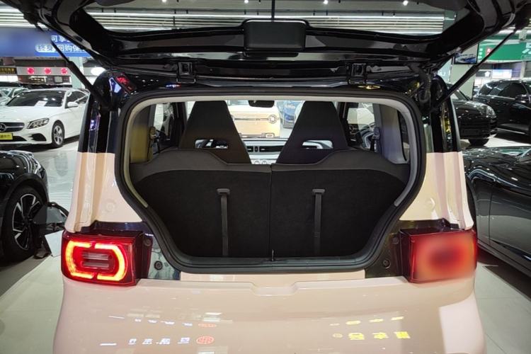 Used Wuling Hongguang MINIEV 2022 Macaron Premium Model – Lithium Iron Phosphate Trunk