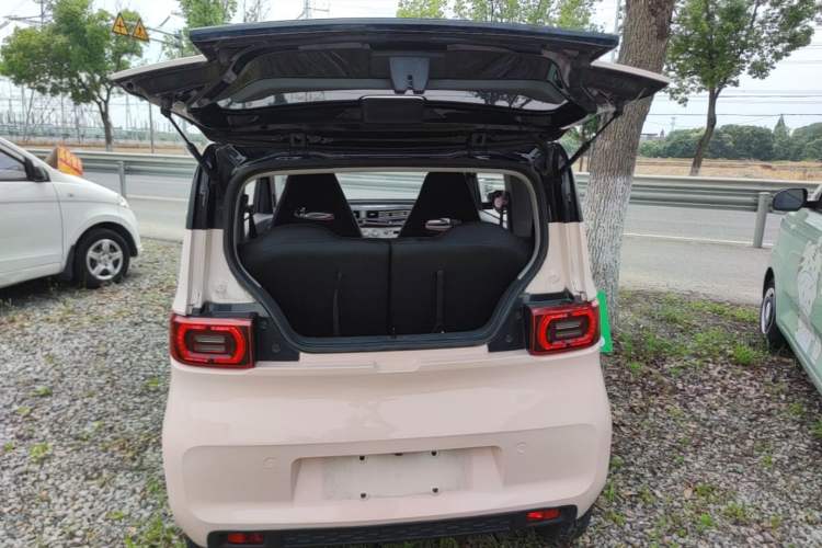 Used Wuling Hongguang MINIEV 2022 Macaron Premium Model – Lithium Iron Phosphate Trunk