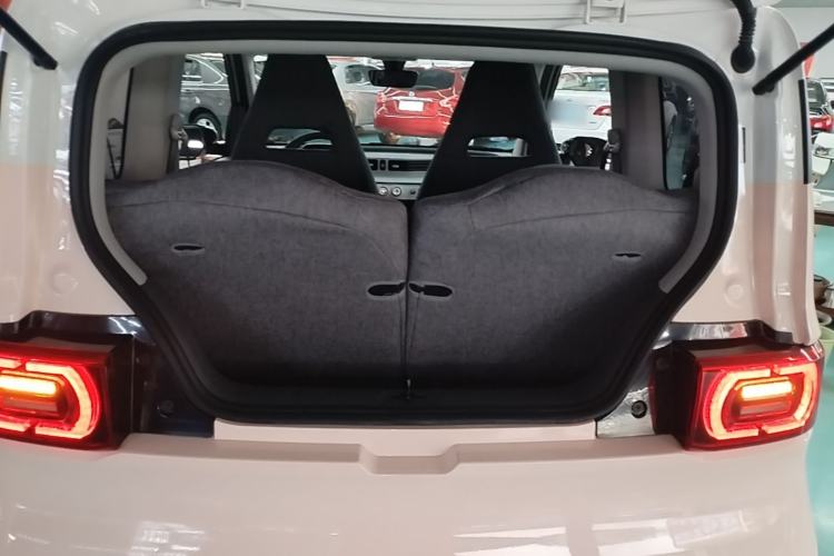 Used Wuling Hongguang MINIEV 2022 Macaron Premium Model – Lithium Iron Phosphate Trunk