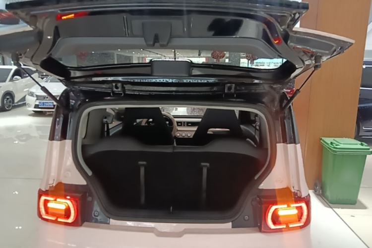 Used Wuling Hongguang MINIEV 2022 Macaron Premium Model – Lithium Iron Phosphate Trunk
