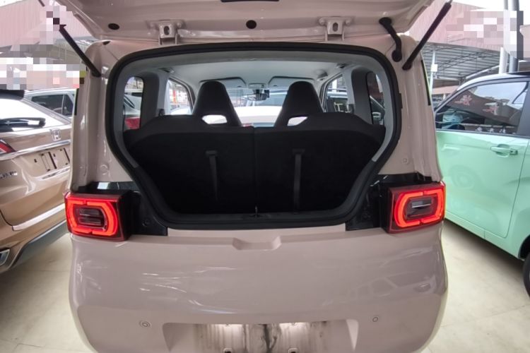 Used Wuling Hongguang MINIEV 2022 Macaron Premium Model – Lithium Ternary Battery Trunk