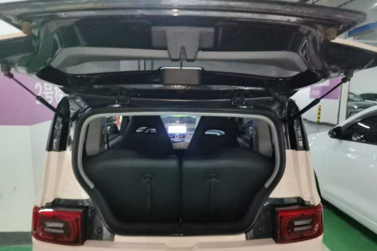 Used Wuling Hongguang MINIEV 2022 Macaron Premium Model – Lithium Iron Phosphate Trunk