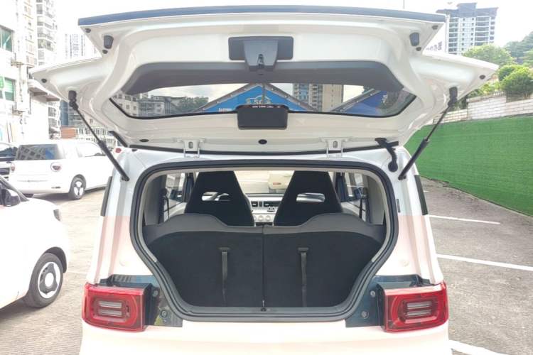 Used Wuling Hongguang MINIEV 2022 Macaron Premium Model – Lithium Iron Phosphate Trunk