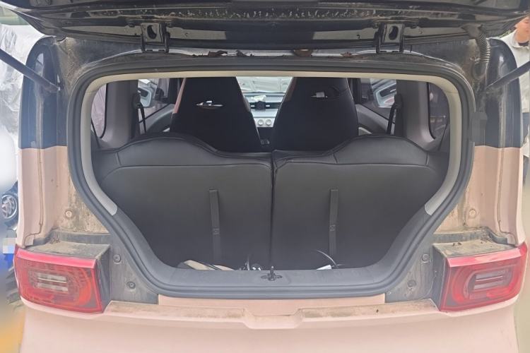 Used Wuling Hongguang MINIEV 2022 Macaron Premium Model – Lithium Iron Phosphate Trunk
