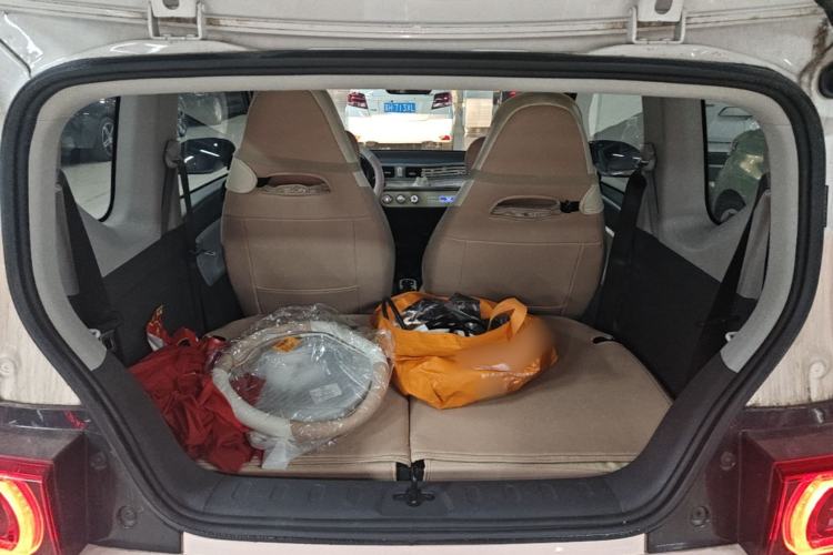 Used Wuling Hongguang MINIEV 2022 Macaron Premium Model – Lithium Iron Phosphate Trunk