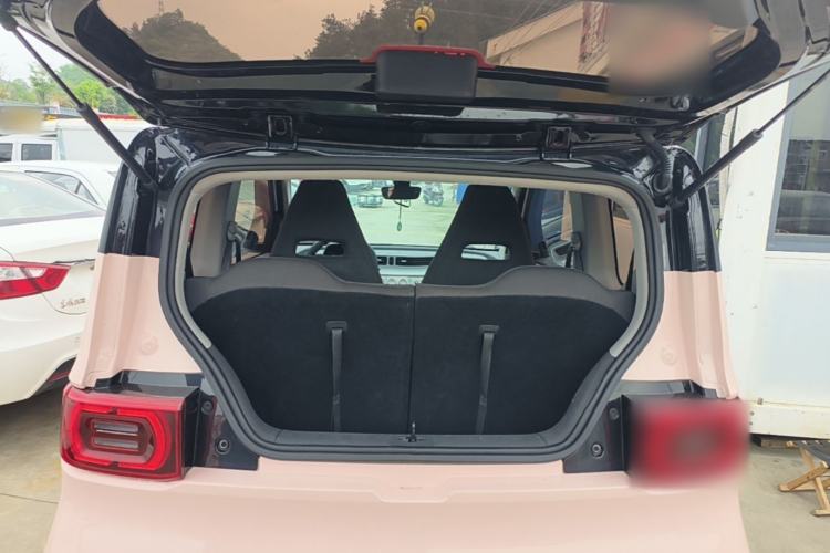Used Wuling Hongguang MINIEV 2022 Macaron Premium Model – Lithium Iron Phosphate Trunk