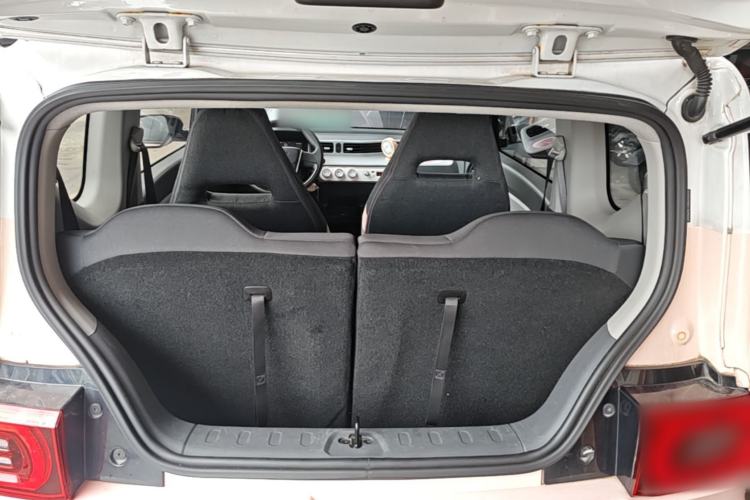 Used Wuling Hongguang MINIEV 2022 Macaron Premium Model – Lithium Iron Phosphate Trunk