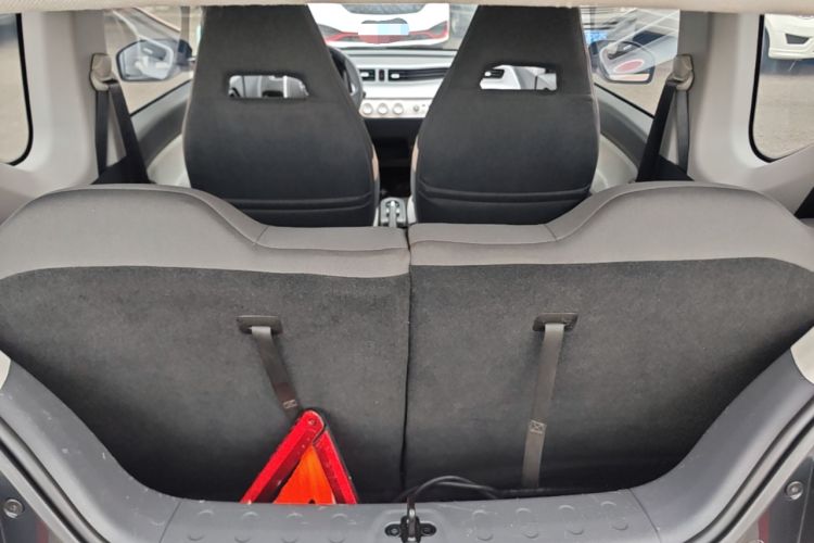Used Wuling Hongguang MINIEV 2022 Macaron Fashion Model Lithium Iron Phosphate Trunk