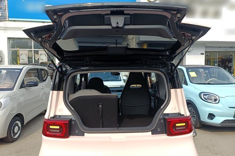 Used Wuling Hongguang MINIEV 2022 Macaron Fashion Model Lithium Iron Phosphate Trunk
