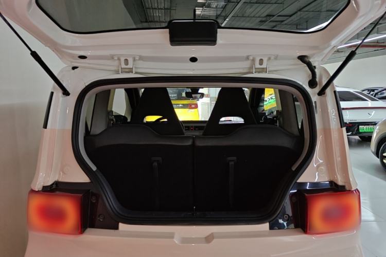 Used Wuling Hongguang MINIEV 2022 Macaron Premium Model – Lithium Iron Phosphate Trunk