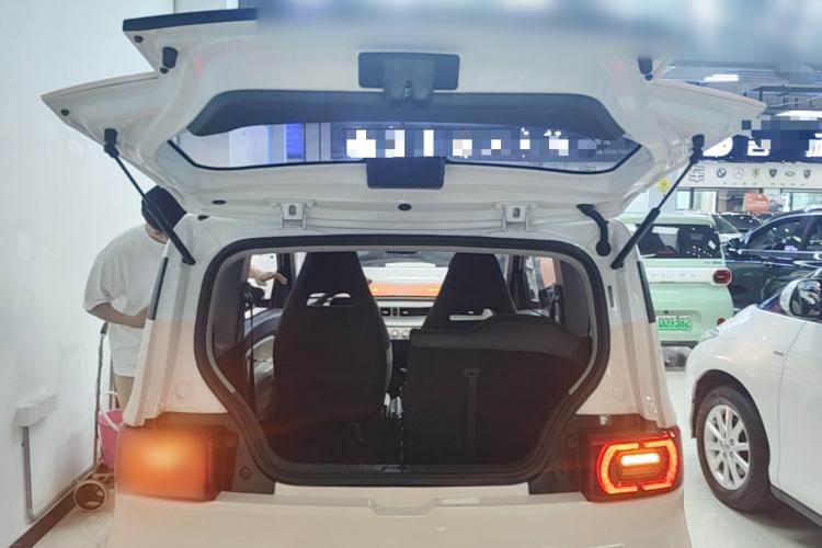 Used Wuling Hongguang MINIEV 2022 Macaron Premium Model – Lithium Iron Phosphate Trunk