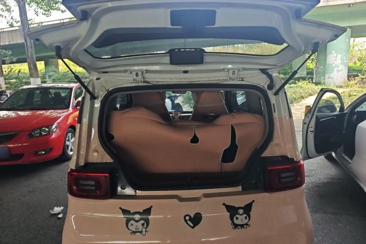 Used Wuling Hongguang MINIEV 2022 Macaron Fashion Model Lithium Iron Phosphate Trunk