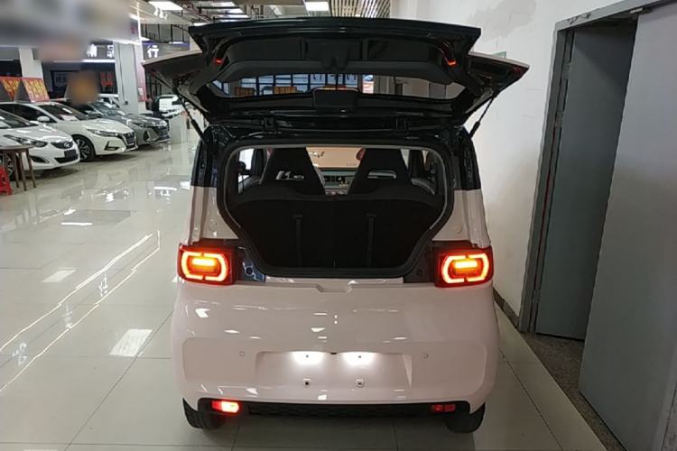 Used Wuling Hongguang MINIEV 2022 Macaron Premium Model – Lithium Iron Phosphate Trunk