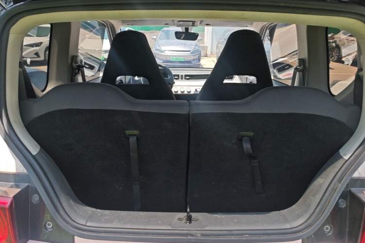 Used Wuling Hongguang MINIEV 2022 Macaron Premium Model – Lithium Iron Phosphate Trunk