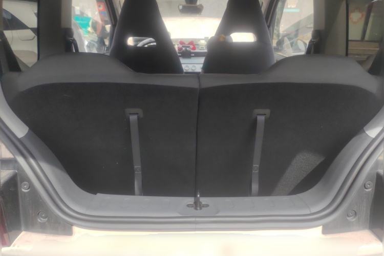 Used Wuling Hongguang MINIEV 2022 Macaron Premium Model – Lithium Iron Phosphate Trunk