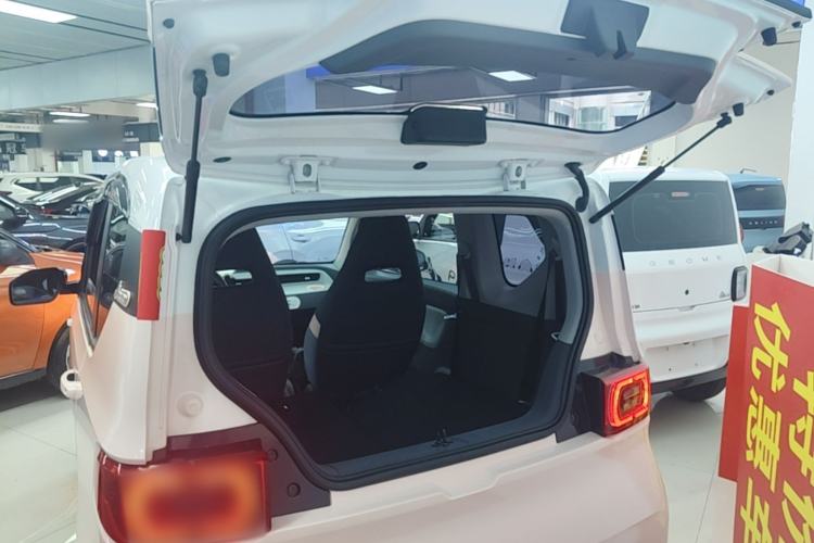 Used Wuling Hongguang MINIEV 2022 Macaron Premium Model – Lithium Iron Phosphate Trunk