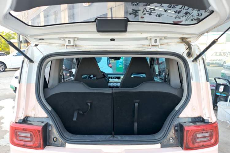 Used Wuling Hongguang MINIEV 2022 Macaron Premium Model – Lithium Iron Phosphate Trunk
