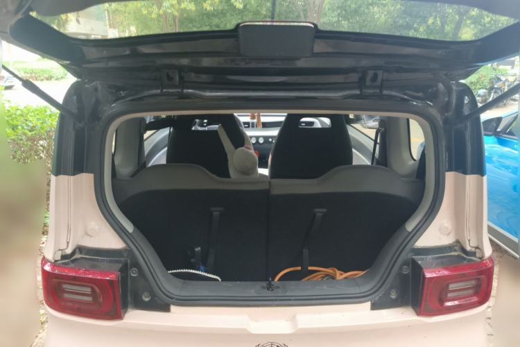 Used Wuling Hongguang MINIEV 2022 Macaron Premium Model – Lithium Iron Phosphate Trunk