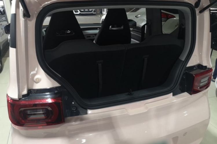 Used Wuling Hongguang MINIEV 2022 Macaron Premium Model – Lithium Ternary Battery Trunk