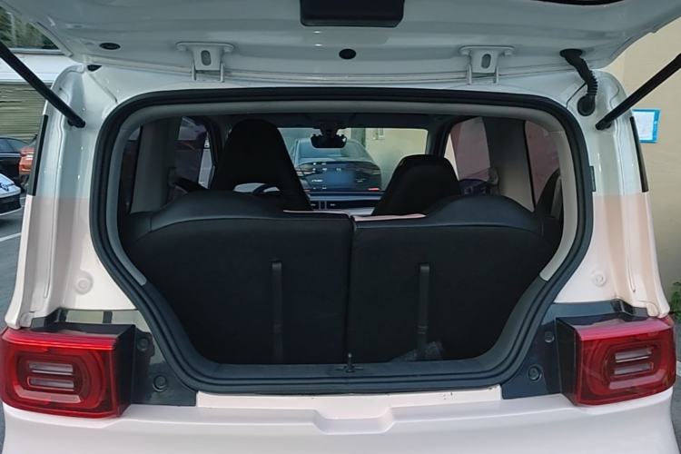 Used Wuling Hongguang MINIEV 2022 Macaron Premium Model – Lithium Ternary Battery Trunk