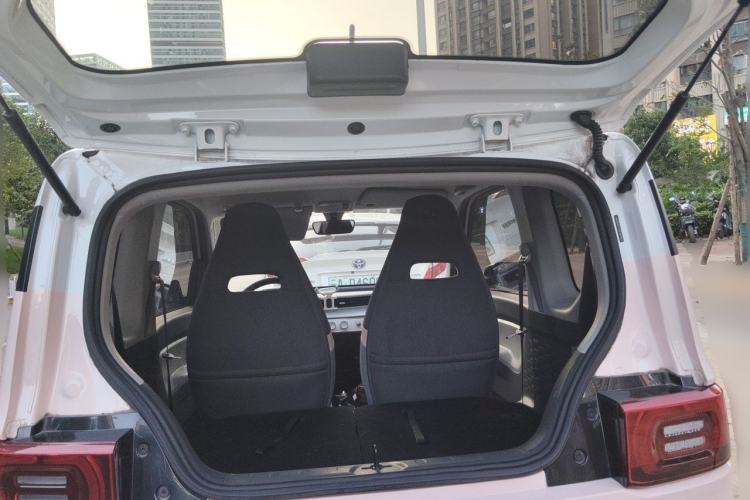 Used Wuling Hongguang MINIEV 2022 Macaron Premium Model – Lithium Iron Phosphate Trunk