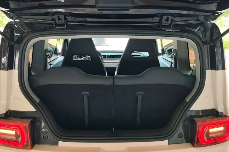 Used Wuling Hongguang MINIEV 2022 Macaron Premium Model – Lithium Iron Phosphate Trunk