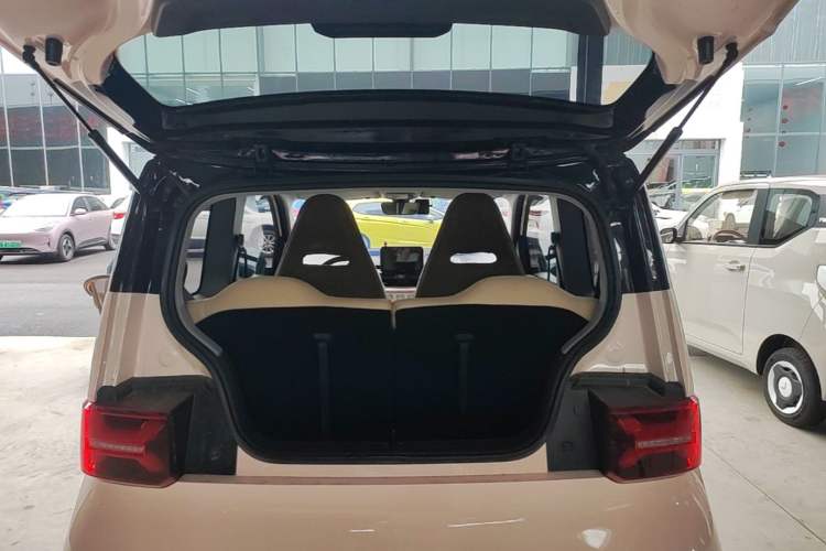 Used Wuling Hongguang MINIEV 2022 GAMEBOY 200km Gaming Edition with Lithium Iron Phosphate Trunk