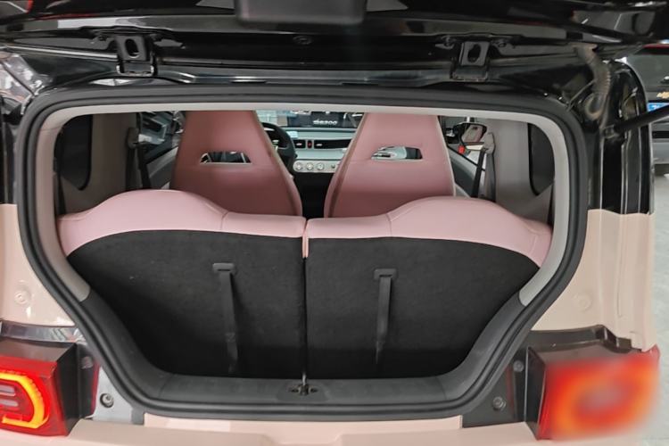 Used Wuling Hongguang MINIEV 2022 Macaron Premium Model – Lithium Iron Phosphate Trunk