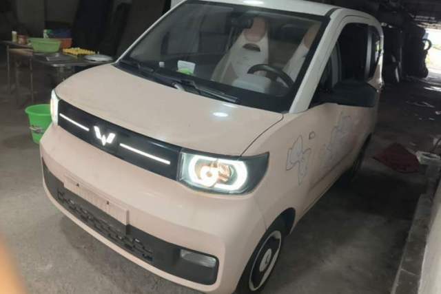 Used Wuling Hongguang MINIEV 2022 Macaron Colorful Edition Lithium-Ion Battery