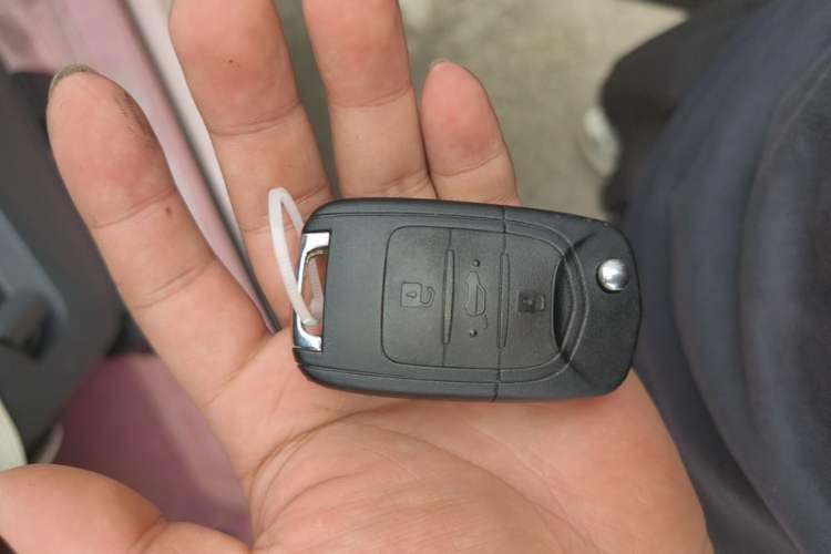 Used Wuling Hongguang MINIEV 2022 Macaron Premium Model – Lithium Iron Phosphate Vehicle Key