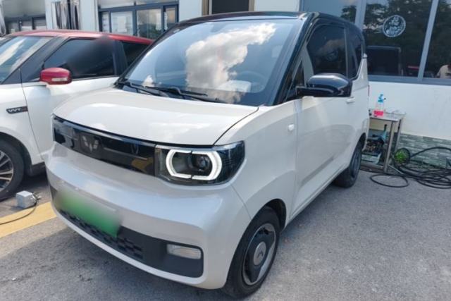 Used Wuling Hongguang MINIEV 2022 Macaron Premium Model – Lithium Iron Phosphate