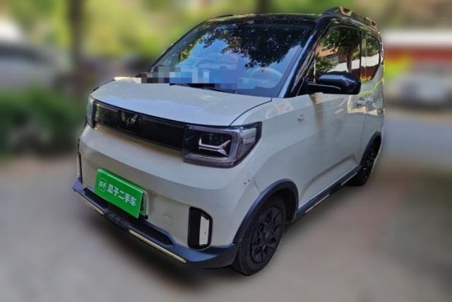 Ojetý Wuling Hongguang MINIEV 2022 GAMEBOY 200km Gaming Edition with Lithium Iron Phosphate