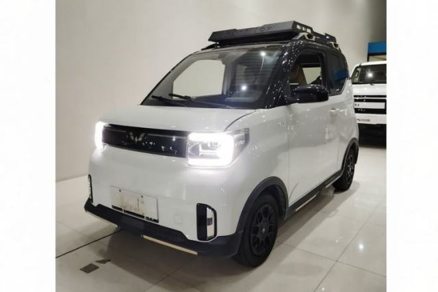 Ojetý Wuling Hongguang MINIEV 2022 GAMEBOY 200km Gaming Edition with Lithium Iron Phosphate