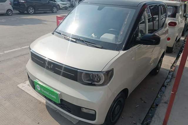 Used Wuling Hongguang MINIEV 2022 Macaron Premium Model – Lithium Iron Phosphate
