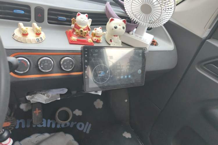 Used Wuling Hongguang MINIEV 2022 Easy Version Lithium Iron Phosphate Audio And AC Panel
