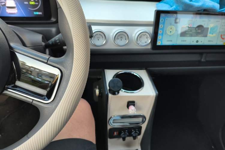 Used Wuling Hongguang MINIEV 2022 GAMEBOY 200km Gaming Edition with Lithium Iron Phosphate Audio And AC Panel