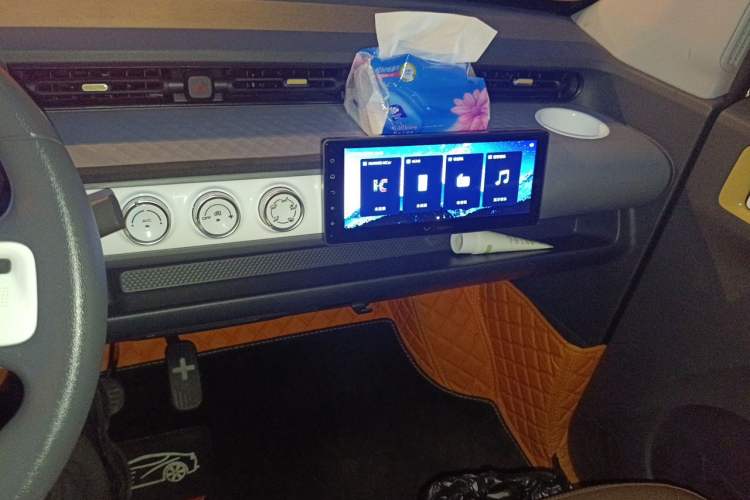 Used Wuling Hongguang MINIEV 2022 GAMEBOY 200km Gaming Edition with Lithium Iron Phosphate Audio And AC Panel