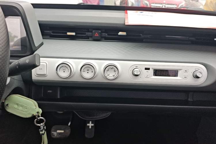 Used Wuling Hongguang MINIEV 2022 GAMEBOY 200km Gaming Edition with Lithium Iron Phosphate Audio And AC Panel