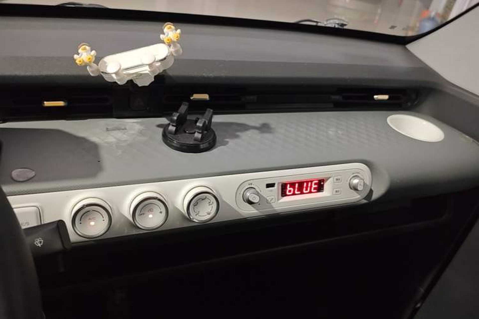 Used Wuling Hongguang MINIEV 2022 GAMEBOY 300km Enthusiast Model with Lithium Iron Phosphate Audio And AC Panel