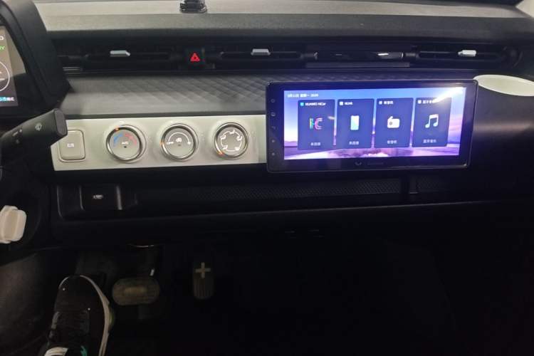 Used Wuling Hongguang MINIEV 2022 GAMEBOY 200km Gaming Edition with Lithium Iron Phosphate Audio And AC Panel