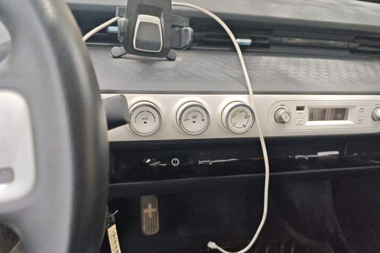 Used Wuling Hongguang MINIEV 2022 GAMEBOY 200km Gaming Edition with Lithium Iron Phosphate Audio And AC Panel