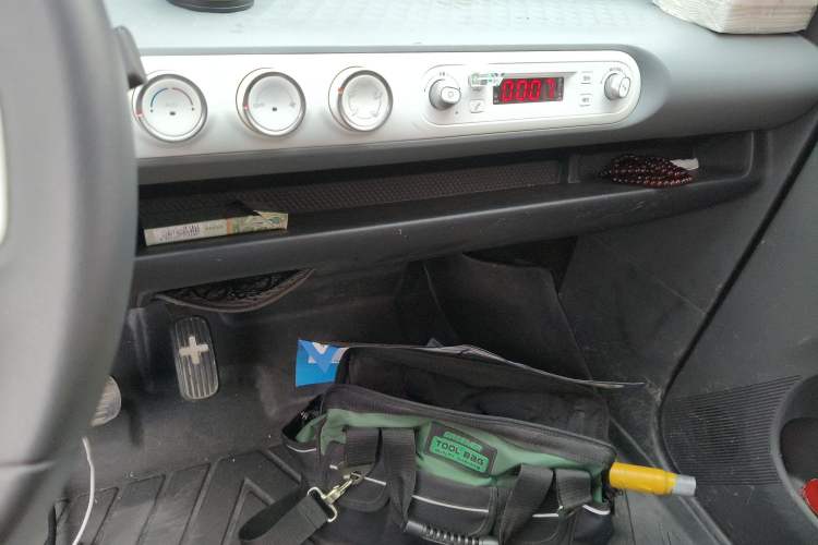 Used Wuling Hongguang MINIEV 2022 GAMEBOY 300km Enthusiast Model with Lithium Iron Phosphate Audio And AC Panel