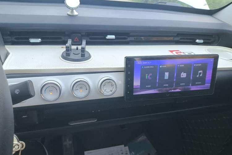Used Wuling Hongguang MINIEV 2022 GAMEBOY 200km Gaming Edition with Lithium Iron Phosphate Audio And AC Panel